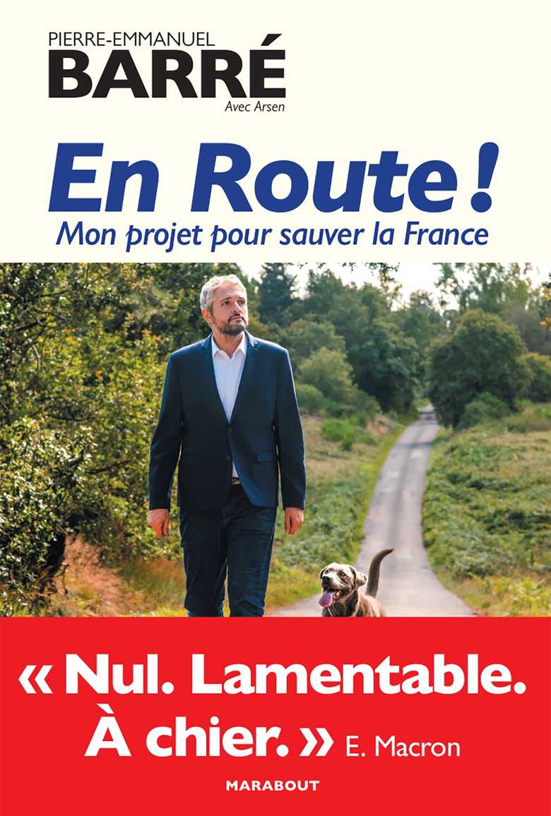 Sur la route, en groupe, marcher à droite ou à gauche ? » Randonnée  pédestre en Aveyron